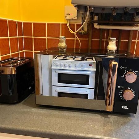 Ovington Grove 2 Fully Equipped Kitchen Free Parking 3 Bedrooms Netflix Newcastle upon Tyne Zewnętrze zdjęcie