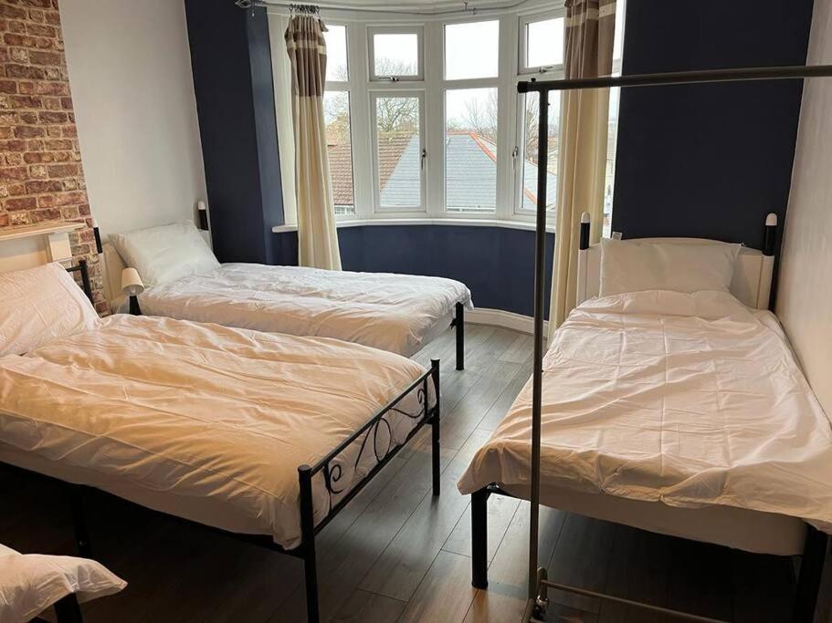 Ovington Grove 2 Fully Equipped Kitchen Free Parking 3 Bedrooms Netflix Newcastle upon Tyne Zewnętrze zdjęcie